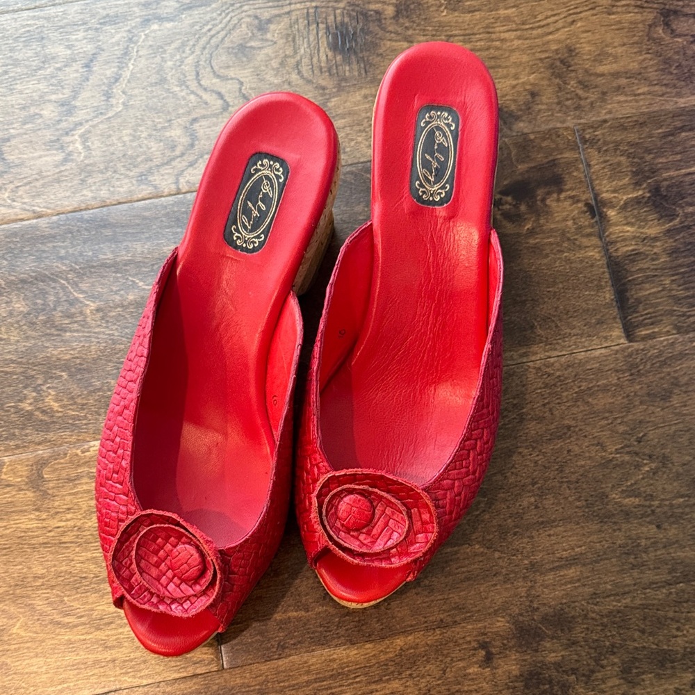 Elegant Red Peep-Toe Woven Mules